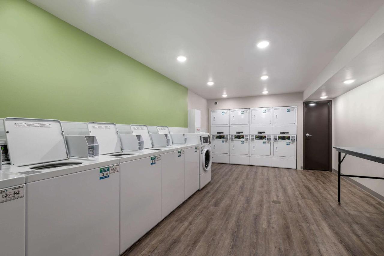Woodspring Suites Concord-Charlotte Speedway エクステリア 写真
