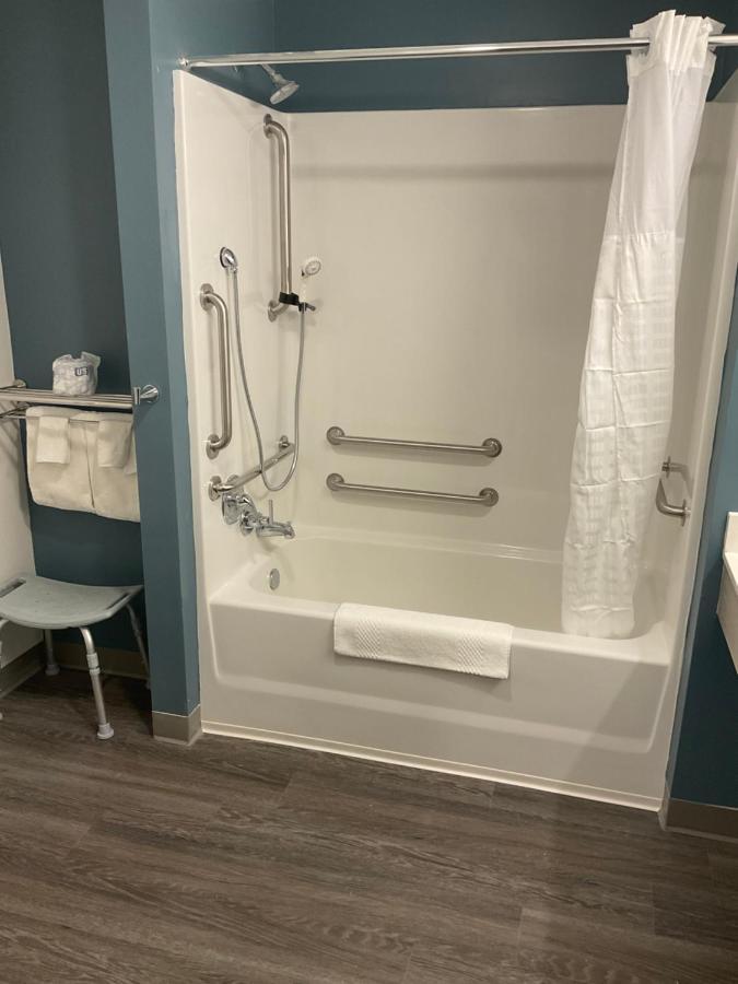 Woodspring Suites Concord-Charlotte Speedway エクステリア 写真